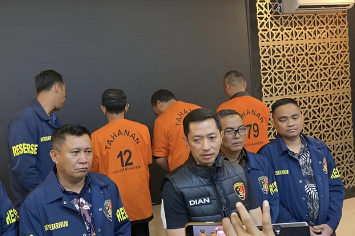 Konferensi Pers Tim Penyidik Polda Banten terkait kasus dugaan pengancaman 3 pimpinan Kadin Cilegon terhadap PT Chengda. (Instagram.com/@infoserang)