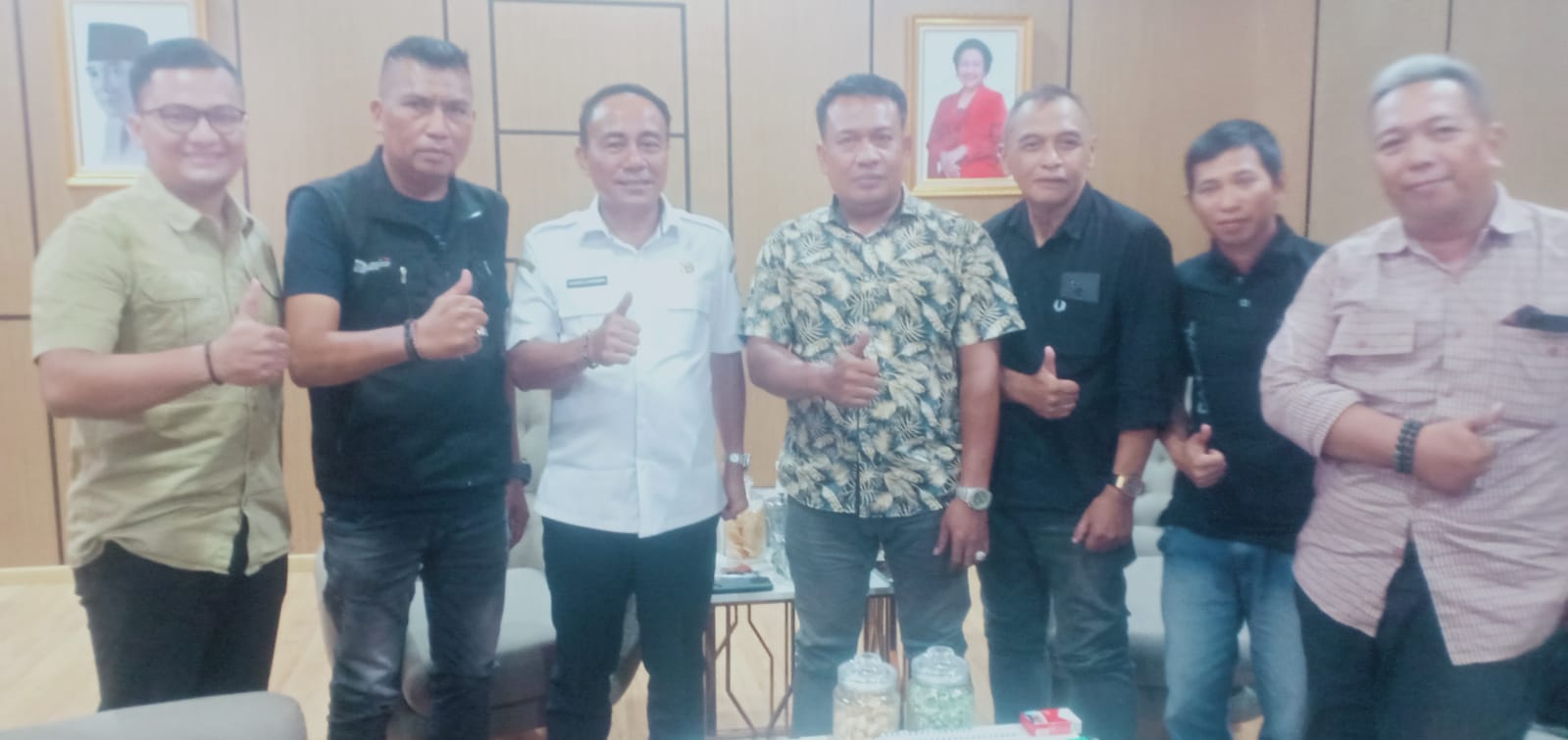 Wagub Kalbar dan APRI Bahas Tambang Emas dan Galian C Ilegal di Perkebunan Sawit. Foto: Humas DPW APRI Kalbar / Adi Normansyah