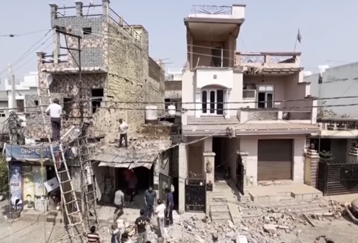 Konflik India-Pakistan terbaru picu kekhawatiran baru. Senjata nuklir dan nasionalisme agama memperbesar risiko perang di Asia Selatan. Foto ilustrasi sumber screenshot youtube Al Jazeera English