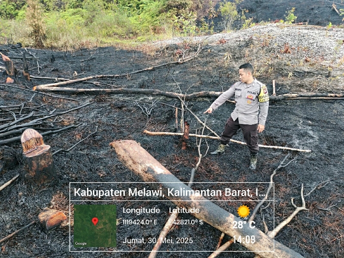 Polsek Nanga Pinoh Lakukan Ground Check 4 Titik Hotspot Karhutla di Pinoh Selatan.(Foto: Humas Polres Melawi)